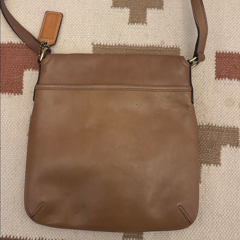 Coach Crossbody Tan Brown Leather E23-9592 Y2K bag - Picture 8 of 12